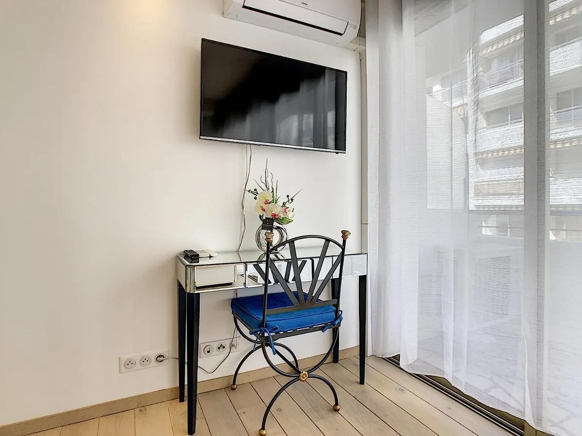 公寓 Grand Studio Cabine A Cote Des Plages Ner634 戛纳